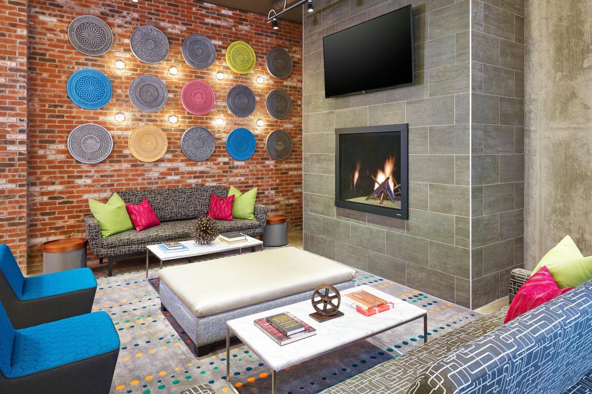 Aloft Louisville Downtown Экстерьер фото