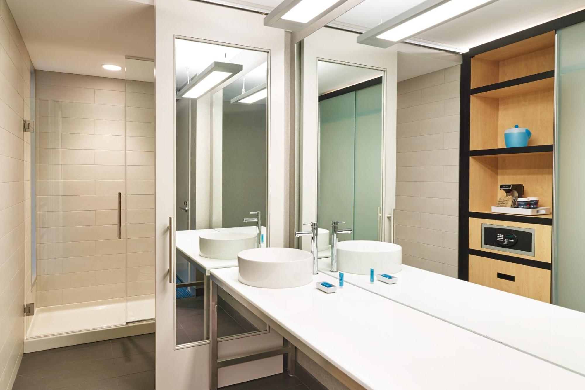 Aloft Louisville Downtown Экстерьер фото