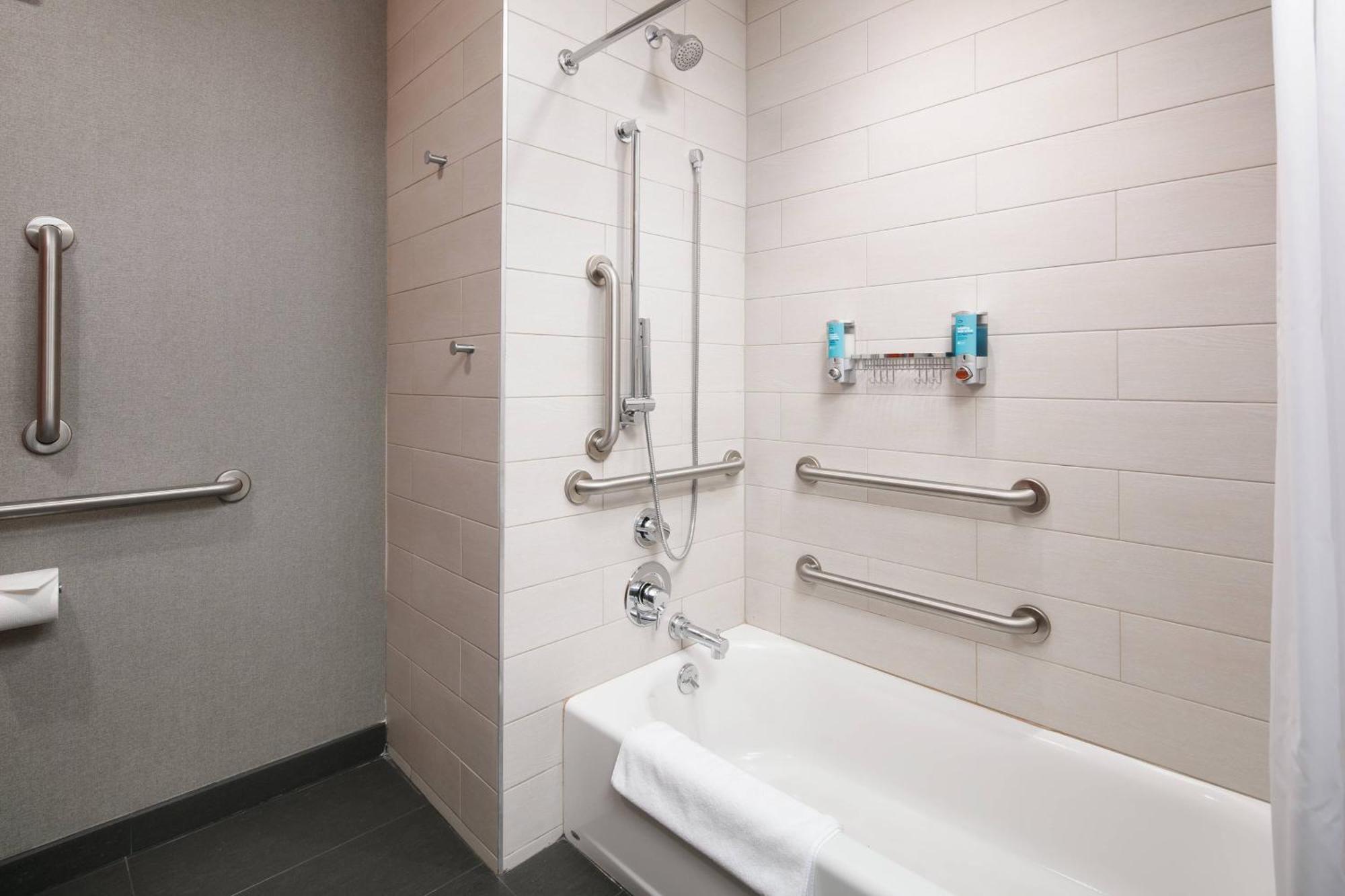 Aloft Louisville Downtown Экстерьер фото